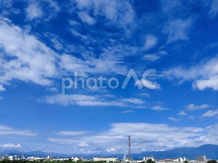 夏の青空と白い雲 レジャー,清々しい,眺望の写真素材