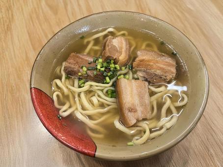 沖縄そば 沖縄グルメ,おいしい,麺の写真素材