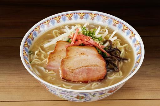 豚骨ラーメン 豚骨ラーメンの写真