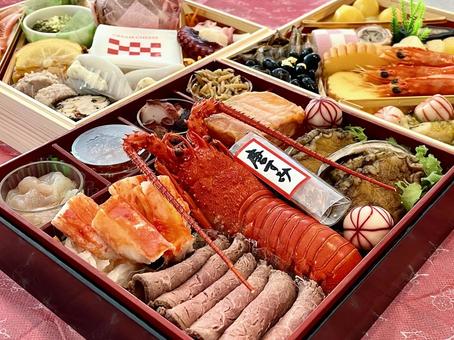 豪華なおせち 豪華なおせち おせち,伊勢海老,正月の写真素材