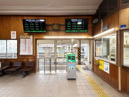 裾野駅の改札口 駅,旅,改札口の写真素材