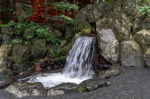 三重　椿大神社　椿岸神社　かなえ滝 椿大神社,椿,神社の写真素材
