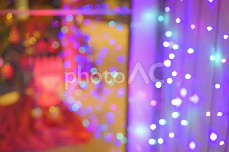 クリスマスイメージ　キラキラ　イルミネーション 玉ボケ,キラキラ,グラデーションの写真素材