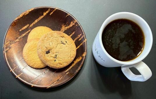 ドリップコーヒーとクッキー コーヒータイム,コーヒーブレイク,ティータイムの写真素材