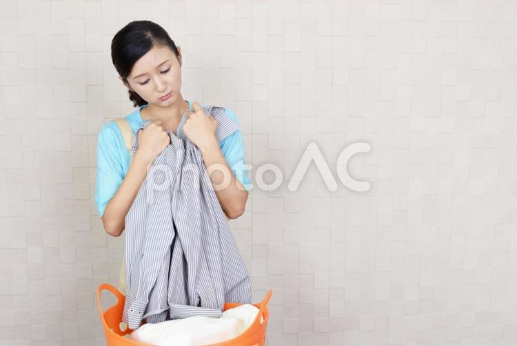疲れた表情の主婦 女性,女,主婦の写真素材