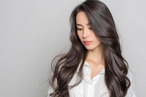 ヘアモデル 巻き髪ロングヘア ヘアモデル 巻き髪ロングヘアの写真
