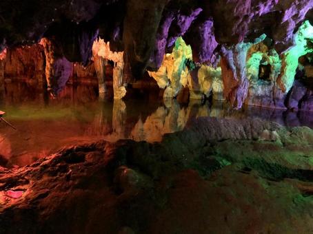 Photo, limestone cave, light up, colorful, 