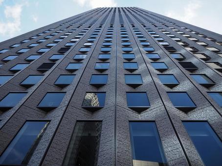 超高層ビルを見上げる2 超高層ビルを見上げる2 新宿,新宿西口,超高層ビルの写真素材