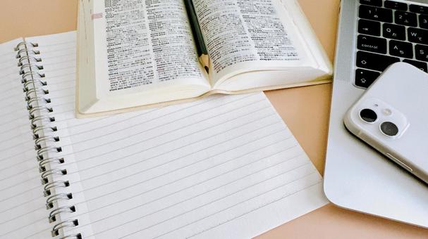 教育イメージ 試験勉強 オンライン授業 教育イメージ 試験勉強 オンライン授業 教育,勉強,学習の写真素材