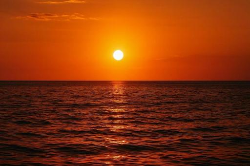 オレンジに染まる海の夕日・サンセット, オレンジに染まる海の夕日・サンセット,の写真