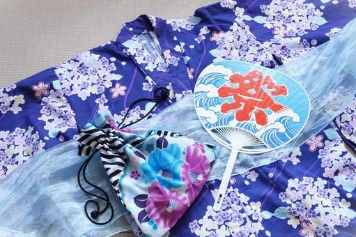 祭りのイメージ 青のゆかたと巾着とうちわ 祭りのイメージ 青のゆかたと巾着とうちわ 夏祭り,ゆかた,祭の写真素材