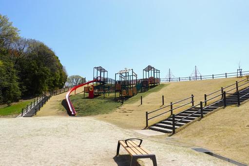 保田ヶ池公園 保田ヶ池公園,すべり台,遊具の写真素材