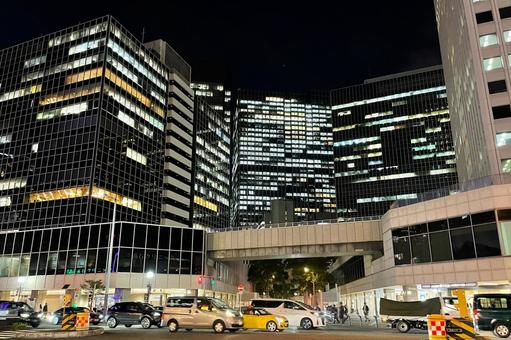 ひしめき合うビルたち_夜の梅田_710B 梅田,キタ,夜の写真素材