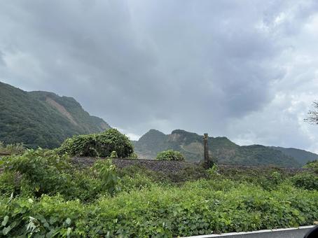 樽見鉄道と山景色 樽見鉄道と山景色 山,樽見鉄道,線路の写真素材