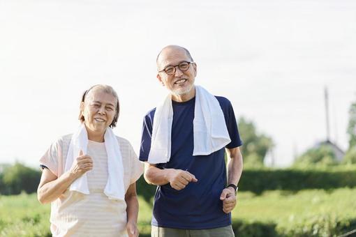 Elderly people jogging outside, les personnes âgées, jogging, mouvement, JPG