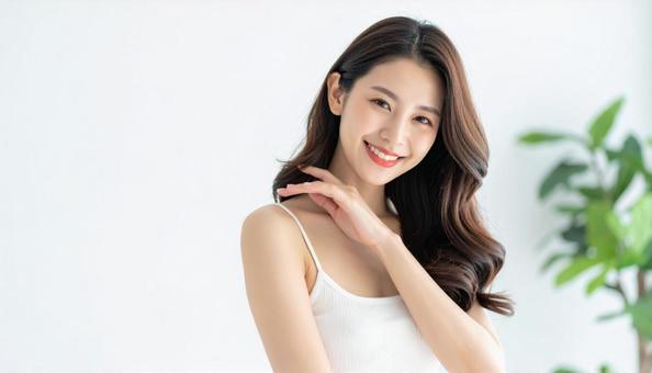 美容イメージの女性 白背景 美容イメージの女性 白背景の写真