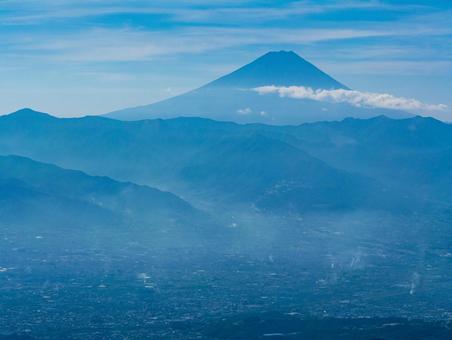 小楢山山頂からの富士山の写真