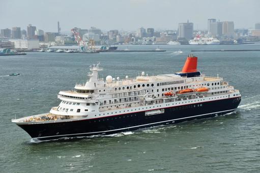 にっぽん丸出港 にっぽん丸出港 にっぽん丸,出港,横浜港の写真素材