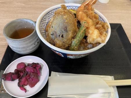フードコートの天丼 天丼,フードコート,ランチの写真素材