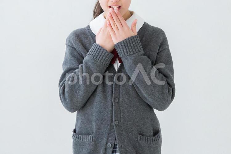 びっくりする制服を着た女の子 びっくり,ビックリ,驚くの写真素材