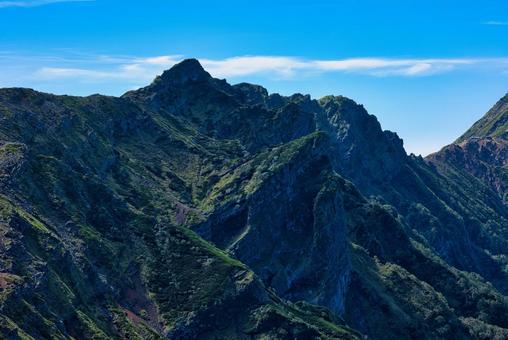 八ヶ岳連峰の横岳 八ヶ岳連峰の横岳の写真