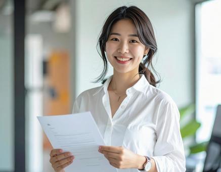 働く女性のポートレート 働く女性のポートレートの写真