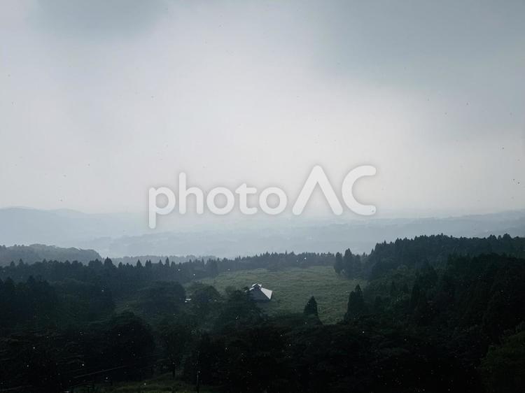 降灰と雲に覆われた大自然 自然,景色,森林の写真素材