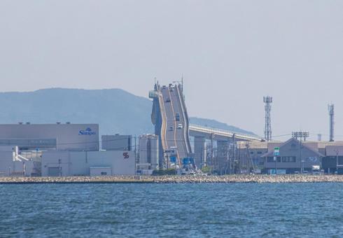べた踏み坂 べた踏み坂 べた踏み坂,坂,急こう配の写真素材