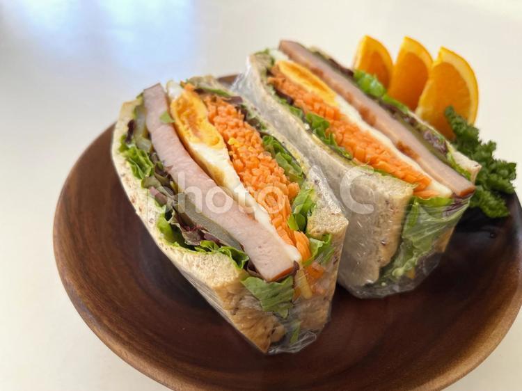 厚切りハムステーキ・サンドイッチ２ ハム,ハムステーキ,サンドイッチの写真素材