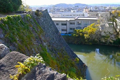 伊賀上野城の高石垣 伊賀上野城,内堀,高石垣の写真素材