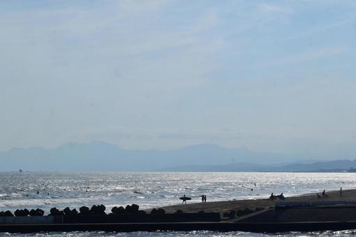 湘南・海辺のシルエット 湘南・海辺のシルエット 湘南,海,鵠沼海岸の写真素材