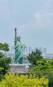 東京の観光地【お台場】 レインボーブリッジ,お台場,台場の写真素材
