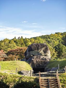 秋陽に映える石舞台古墳 石舞台古墳,明日香村,古墳の写真素材