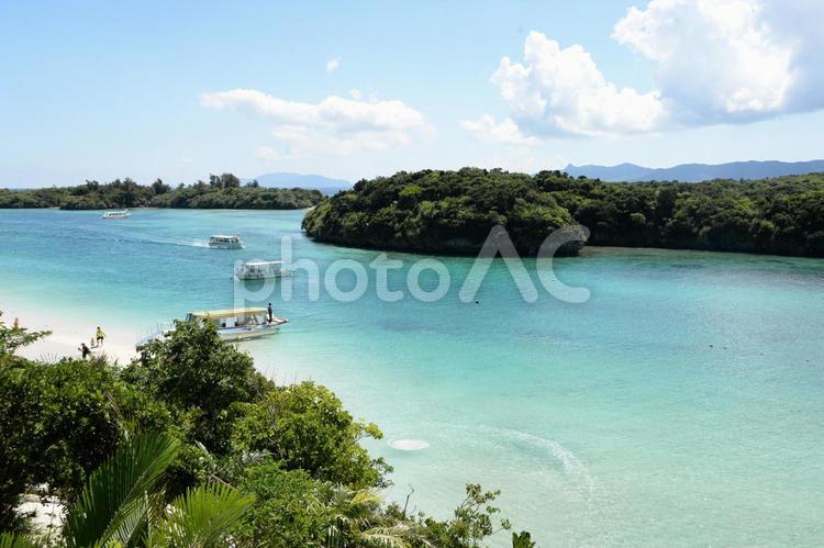 石垣島　川平湾　展望台からの景色 川平湾,石垣島,夏の写真素材