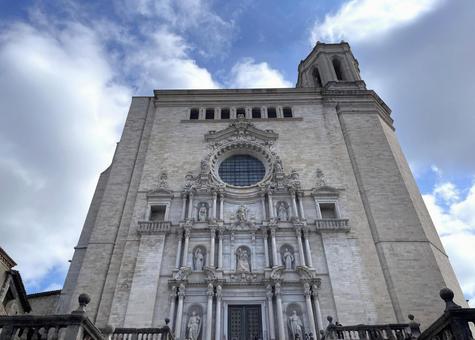 ジローナ大聖堂 ジローナ大聖堂 スペイン,ジローナ,バルセロナ郊外の写真素材