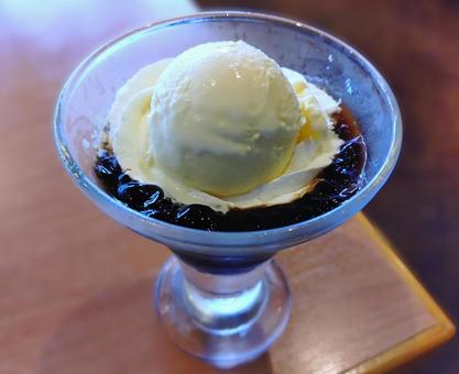 アイスのせコーヒーゼリー アイスのせコーヒーゼリー コーヒーゼリー,アイス,スイーツの写真素材