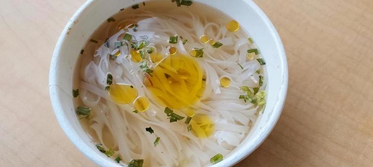 フォーのカップ麺 フォーのカップ麺の写真
