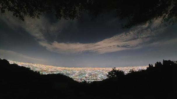 夜景（奈良・大阪生駒山ぼくらの広場） 街並み,きれい,デートスポットの写真素材