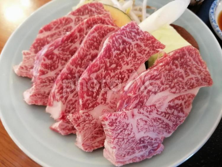 飛騨牛焼き肉 飛騨牛,焼き肉,カルビの写真素材