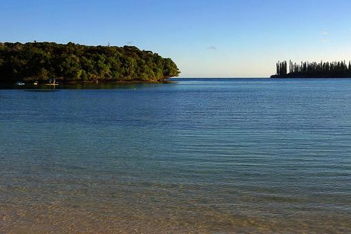 ニューカレドニア イルデパン島76 朝景 ニューカレドニア イルデパン島76 朝景の写真