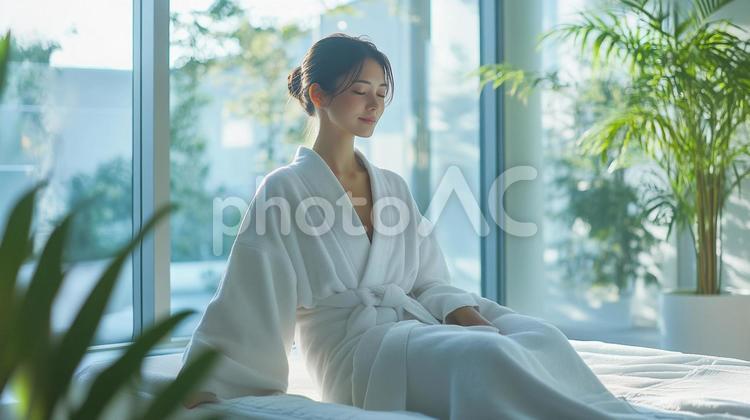 エステサロンで施術中の女性モデル エステ,サロン,モデルの写真素材