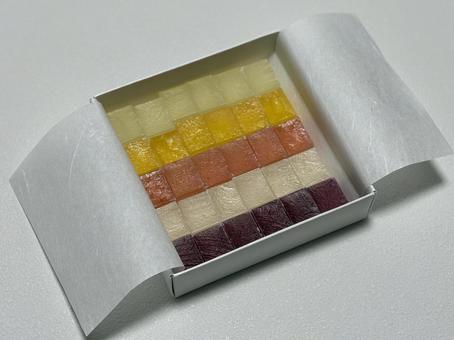 Colorful amber sugar, JPG Colorful amber sugar, JPG