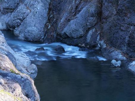 はねこし峡の流れの写真