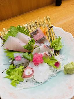 刺身の盛り合わせ 刺身の盛り合わせの写真