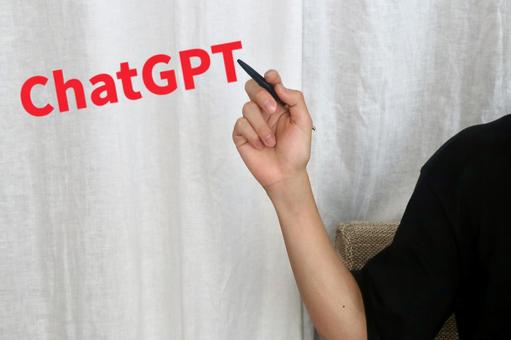 ペンを持つ男性の手 ChatGPT ペンを持つ男性の手 ChatGPT チャットgpt,chatgpt,チャットボットの写真素材