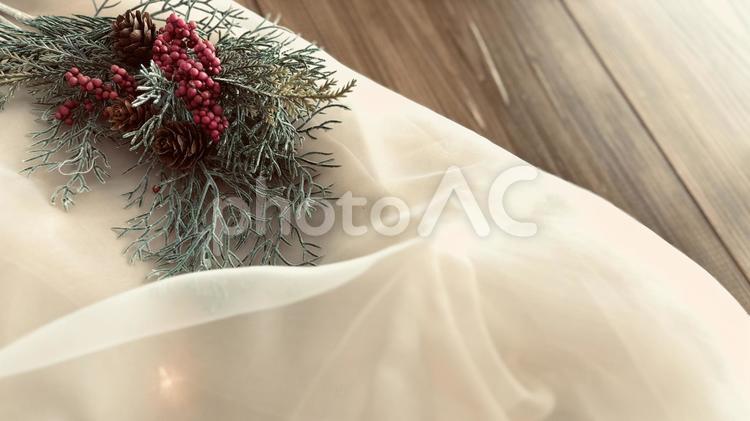 木目とクリスマス素材 クリスマス,12月,コピースペースの写真素材