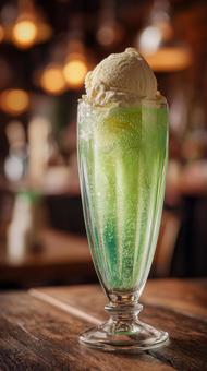 レトロカフェで楽しむメロンクリームソーダ レトロカフェで楽しむメロンクリームソーダの写真