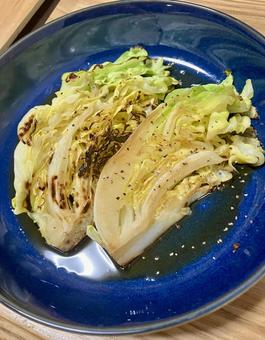 手作り料理の春キャベツのステーキ キャベツ,春キャベツ,キャベツのステーキの写真素材