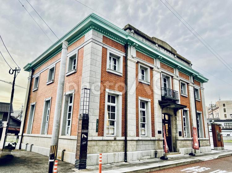 行橋赤レンガ館 行橋赤レンガ館,旧百三十銀行行橋支店,レンガの写真素材