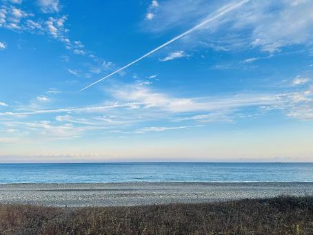 海岸　岸辺　海と空 海岸,沿岸,海の写真素材